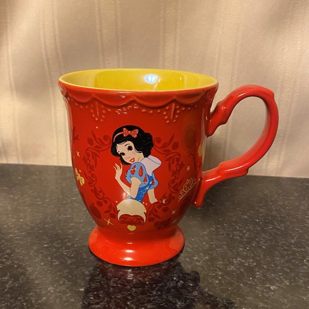 Disney Store Snow White Mug